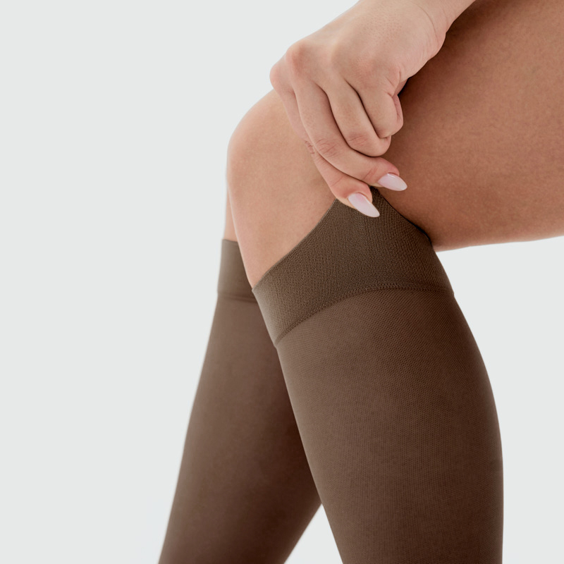 Компрессионные гольфы 2С105 VENOTEKS,  2 класс купить в OrtoMir24