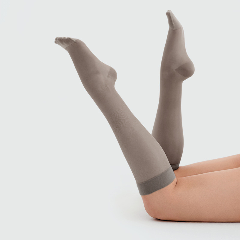 Компрессионные гольфы 2С105 VENOTEKS,  2 класс купить в OrtoMir24